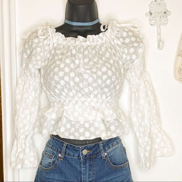 Boho Floral Top🌸 - Picture 1 of 3